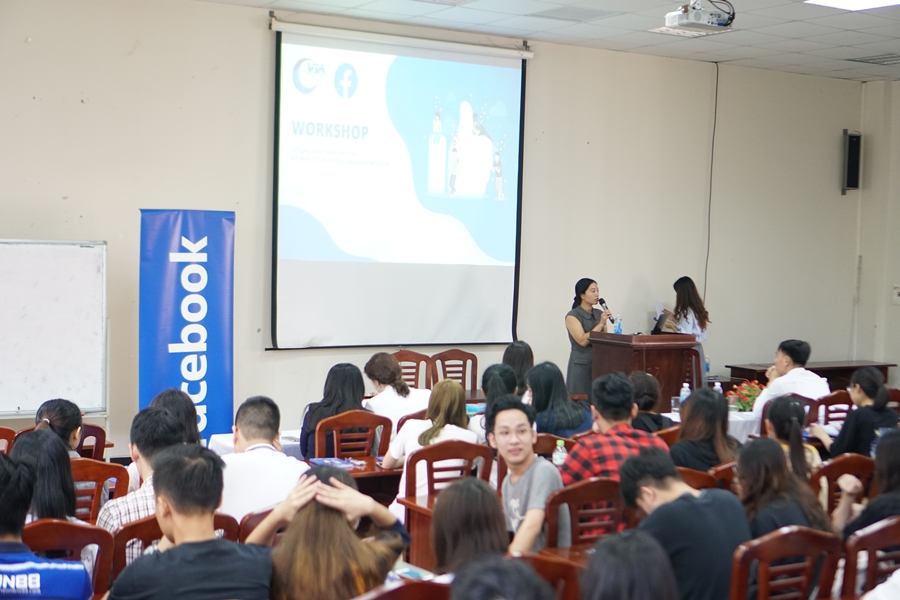Đại diện Hiệp hội Internet Việt Nam, Trợ lý Tổng thư ký, bà Phan Thị Nhung phát biểu tại sự kiện